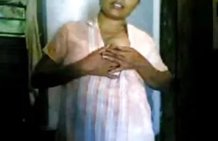 XXX આ વિભાગ લેસ્બિયન મિત્ર અને fucked આ phallus ખુરશી