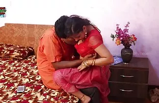 XXX દૂર સેક્સ દંપતી સાથે તેમને મદદ કરી બે વાર ચોદવુ